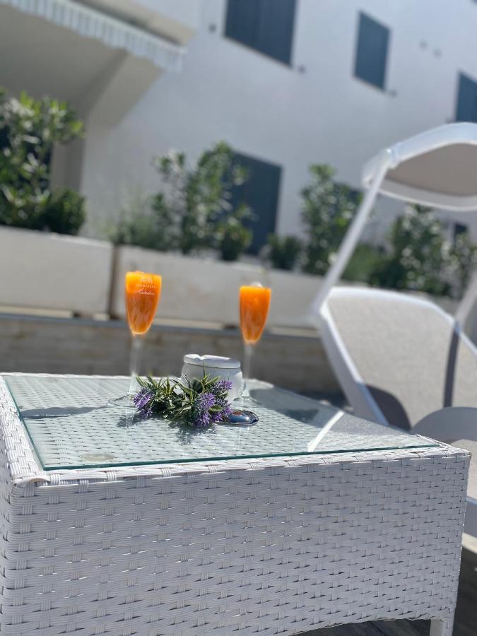Breitling Apartments With Pool Biograd Na Moru Bagian luar foto