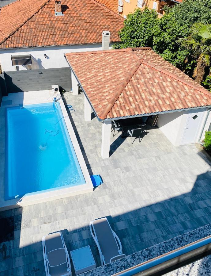 Breitling Apartments With Pool Biograd Na Moru Bagian luar foto