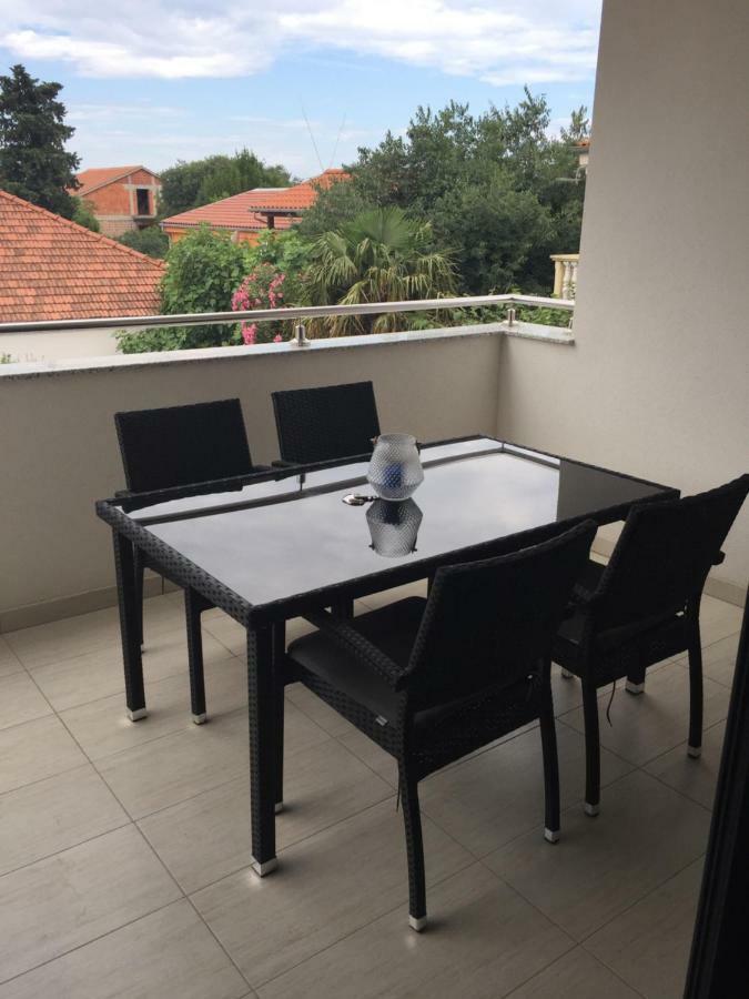 Breitling Apartments With Pool Biograd Na Moru Bagian luar foto