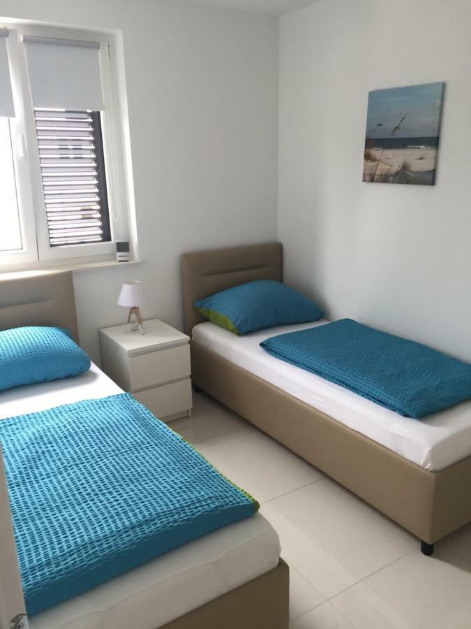 Breitling Apartments With Pool Biograd Na Moru Bagian luar foto