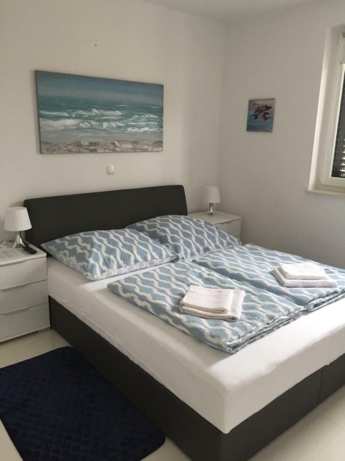 Breitling Apartments With Pool Biograd Na Moru Bagian luar foto